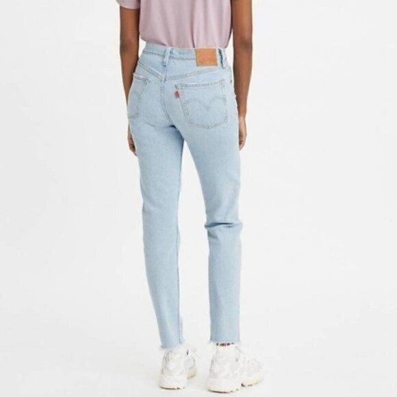 NWT Levis 501 Light Blue Wash High Rise Skinny Cropped Denim Jeans Size 26 - Picture 3 of 8